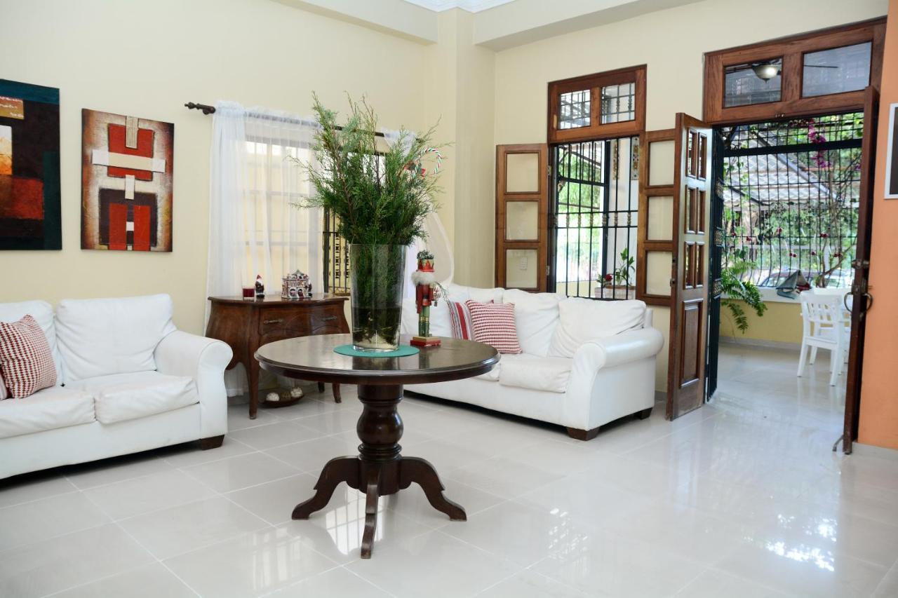 Hostal Bella Epoca ซานโตโดมิงโก ภายนอก รูปภาพ